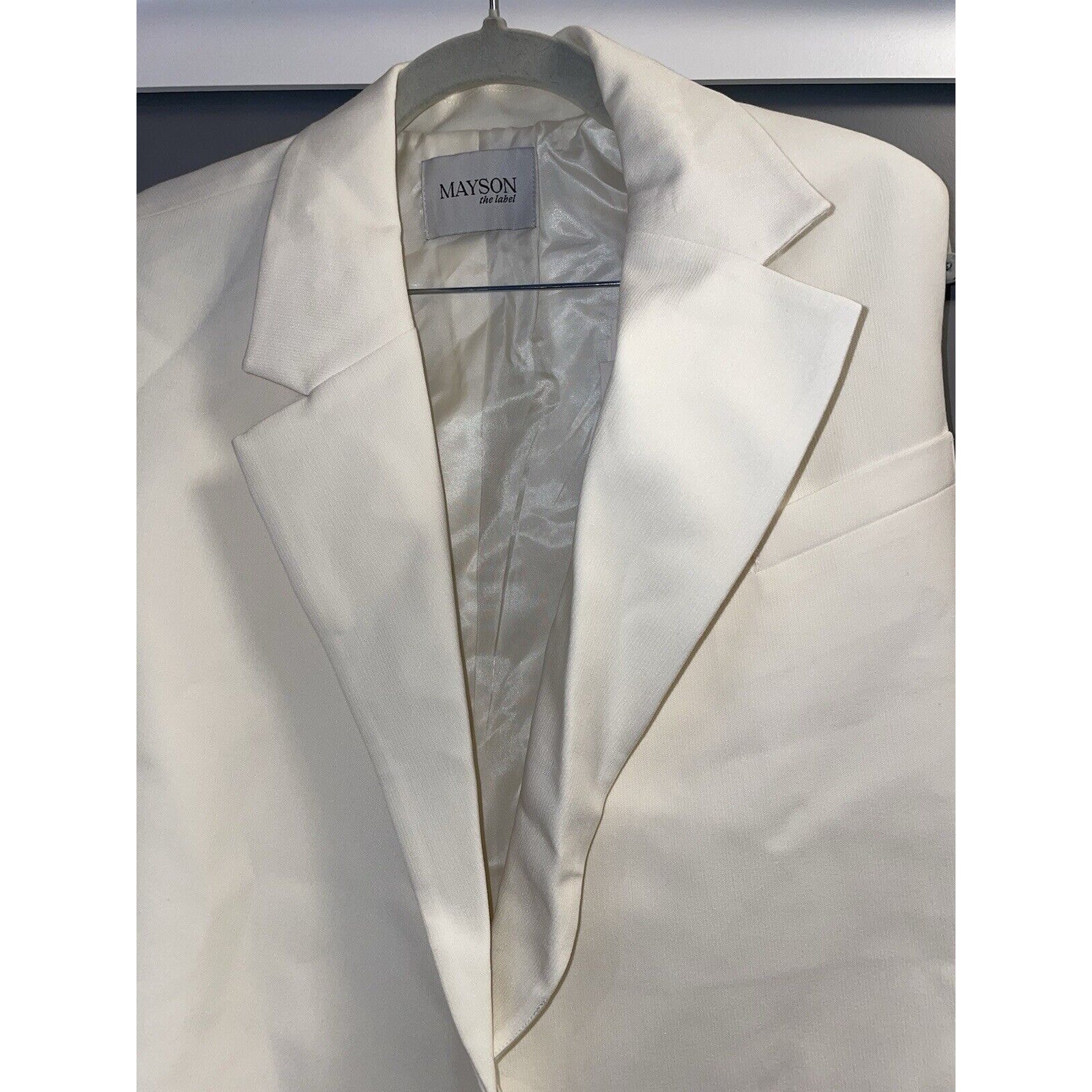 Nwt Mayson The Label Chic Sleeveless Wrap Long Vest Blazer Ivory Size 4 — image 3 of 6